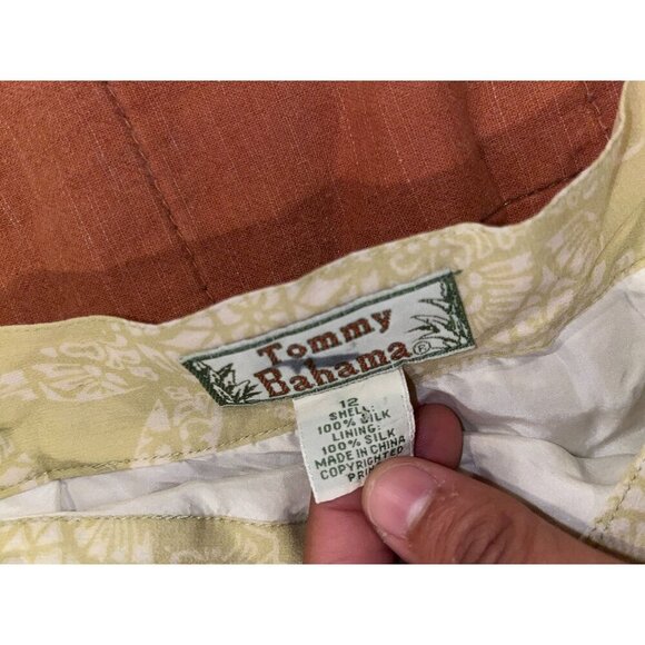 Tommy Bahama Vinatge Y2K  Yellow 100% Silk Floral Wrap Midi Skirt Women's Size 1 - Picture 5 of 10